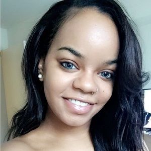 Meet your Posher, Gabrielle